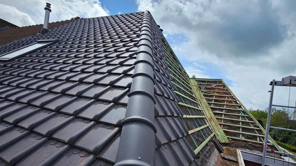 Dakwerken op maat voor woningen en gebouwen in de regio Hamme